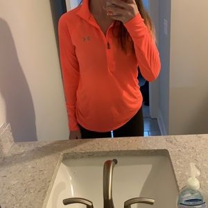 NWT- Under Armour Heat Gear pullover
